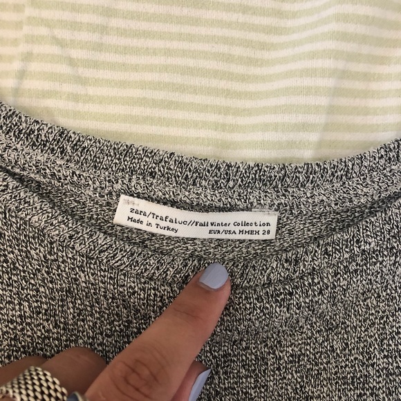 Zara 3/4 Sleeve Shirt with Slit - Picture 3 of 3